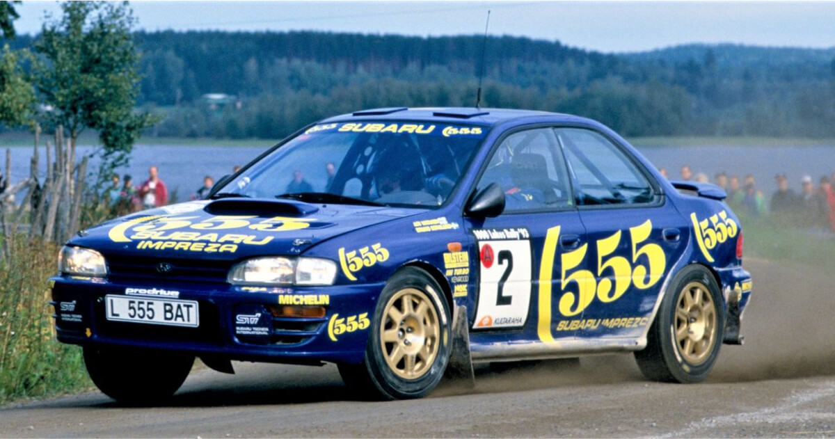 Subaru Impreza ra mắt vào tháng 11 năm 1992